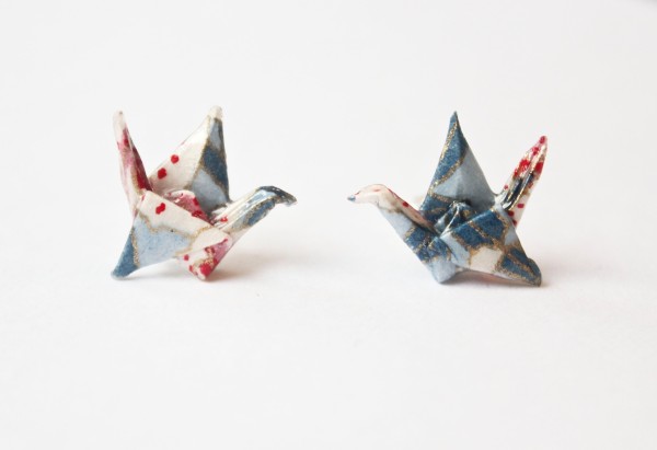 spring_lily_flower-blue-sterling_silver_origami_crane_post_earring_1