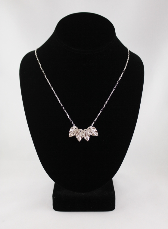origami_leaf_necklace_silve_1
